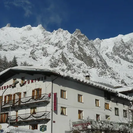 Funivia Hotel Courmayeur