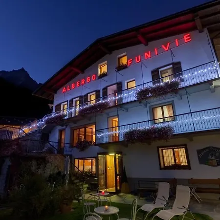 Hotell Funivia Courmayeur